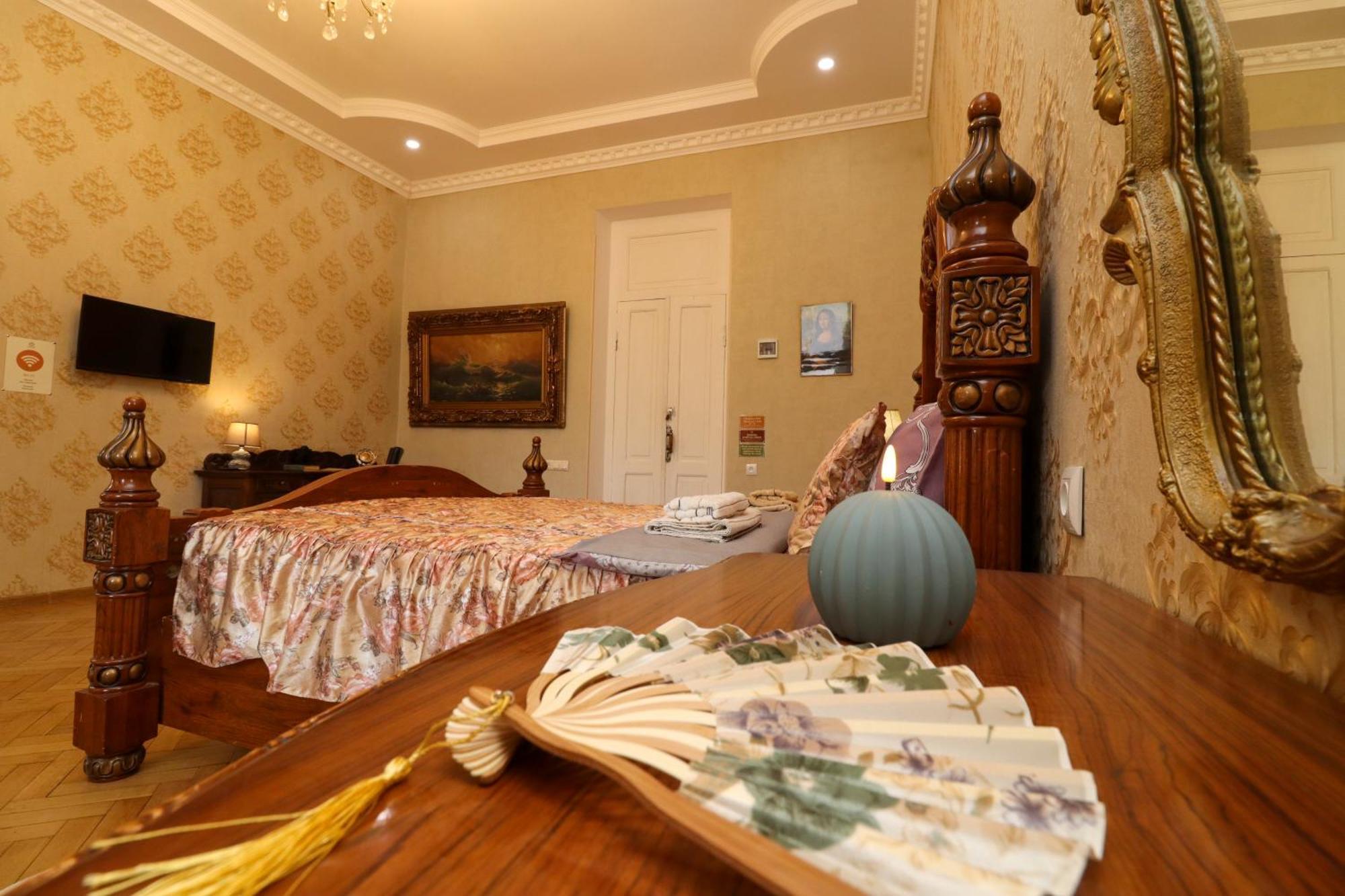 Leon Rooms Tbilisi Bagian luar foto