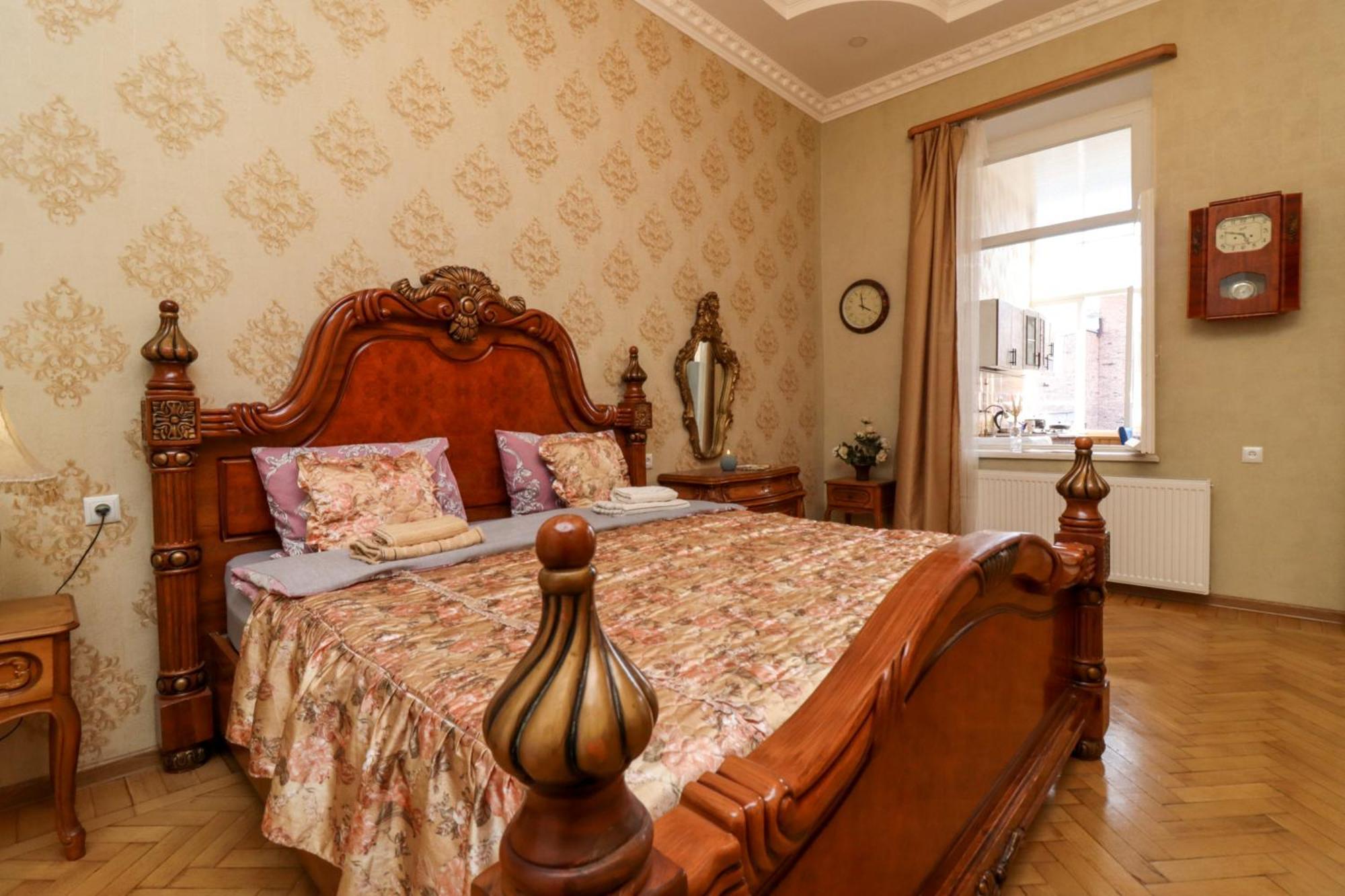 Leon Rooms Tbilisi Bagian luar foto