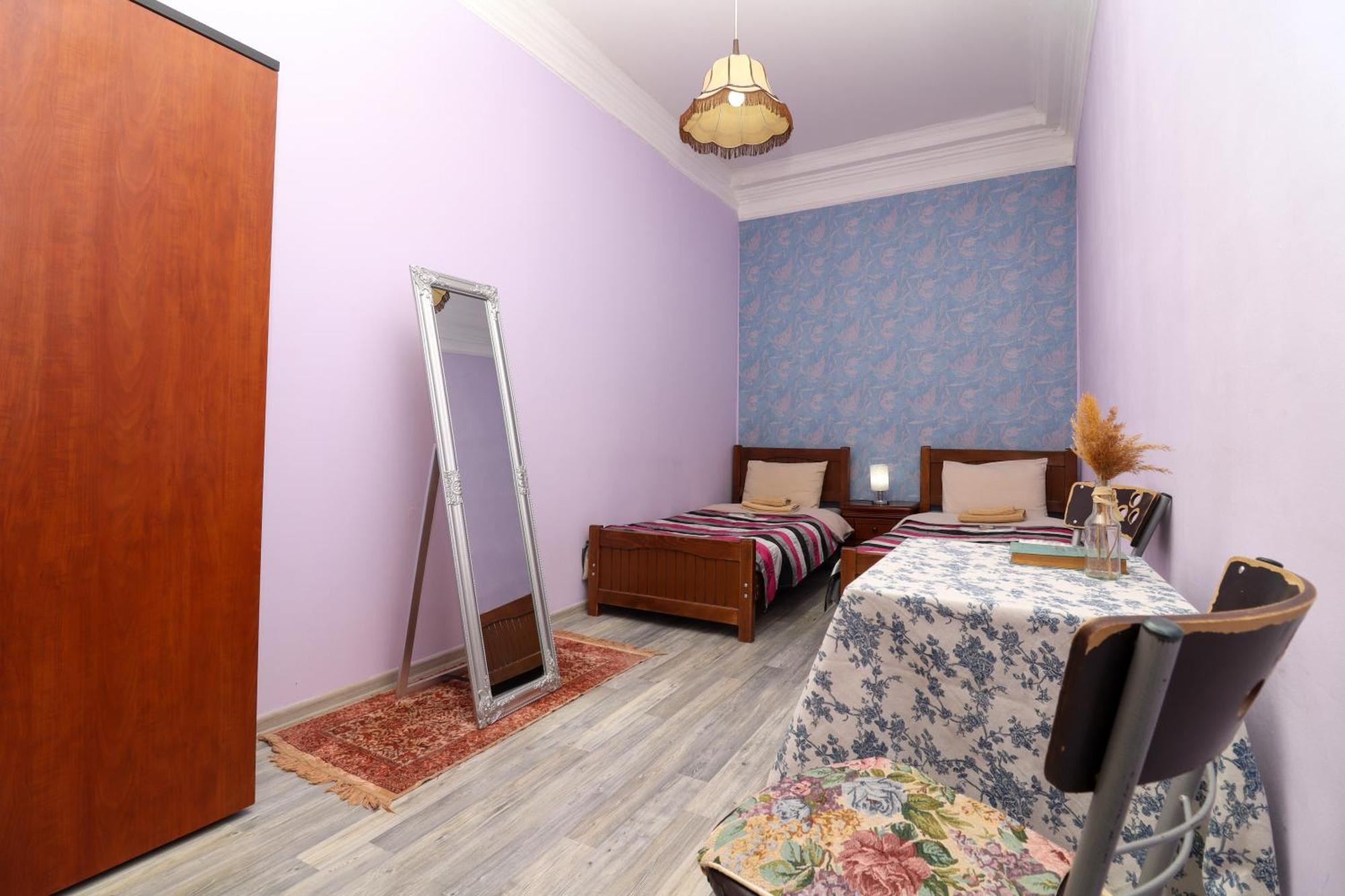 Leon Rooms Tbilisi Bagian luar foto